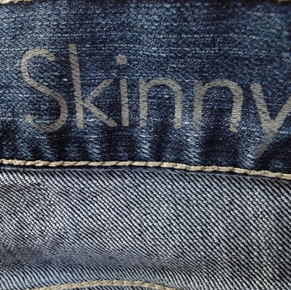 EUC Calvin Klein Darker Wash Jeans Size 28/6 - Picture 4 of 8